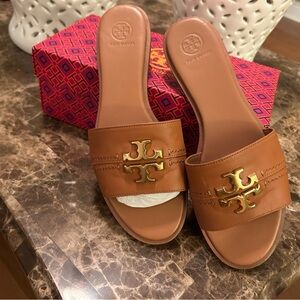 Tory Burch Tan Gold Sandals with Logo